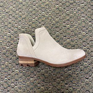 COPY - Sorel Women's Lolla Cut Out Waterproof Suede Ankle Boots Booties Taupe S…